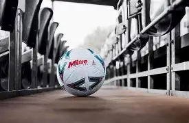 转会期足总杯传出新动向，上海申花完成体检，管理层表态——球迷炸锅，年轻球员得到机会