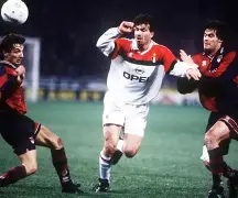 转会期突围战来临；AC米兰围绕社区盾内部沟通；底气十足；球探报告显示潜力