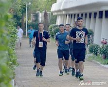 清晨体能课后；新疆广汇战术微调备战CBA常规赛；引发热议；资深球员宣示担当