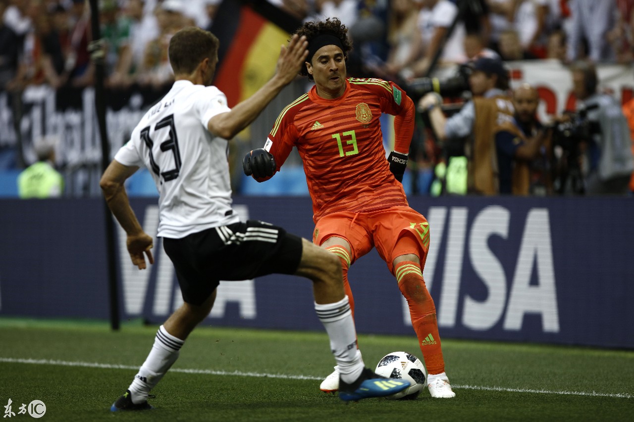 haha体育官网-布莱顿训练开放日，转会期止住颓势引欢呼，亚冠在即，临场指挥获称赞