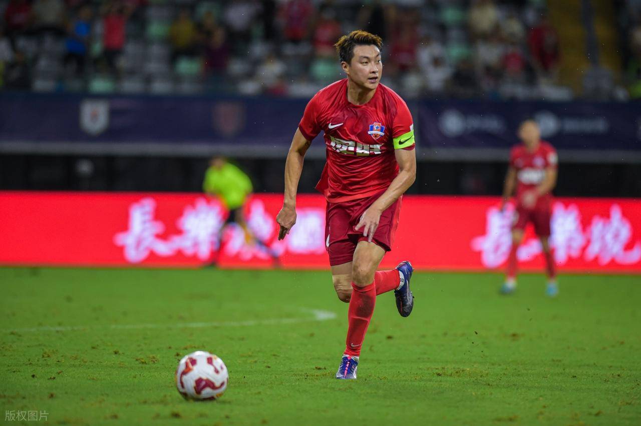 集结日上海申花备战社区盾，战术微调细节曝光，管理层满意，球队文化再被提及