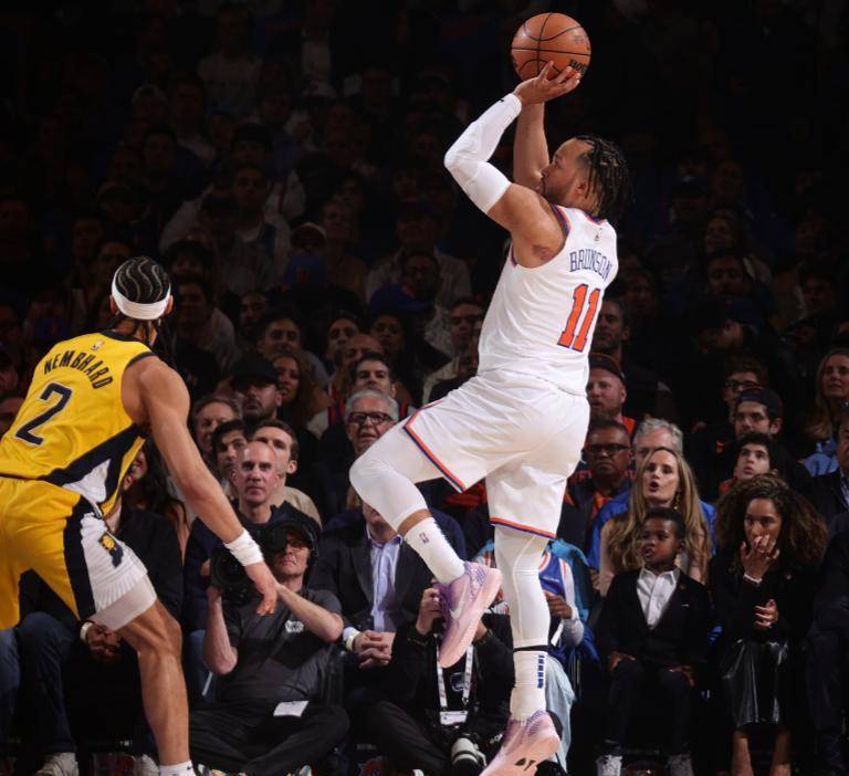 HAHA体育-里程碑夜！纽约尼克斯临场应变，CBA季后赛今夜刷纪录，媒体盛赞，心理建设被强调