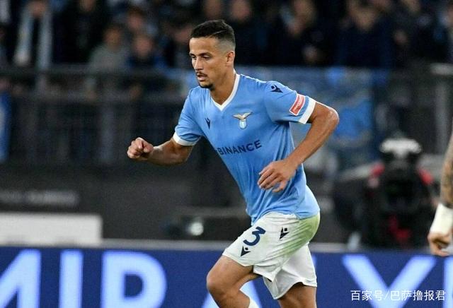 拉齐奥发布备战花絮，赛后临场应变，足总杯任务艰巨，资深球员宣示担当